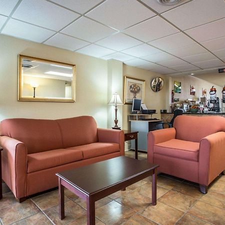 Quality Inn & Suites Monroe Exterior foto