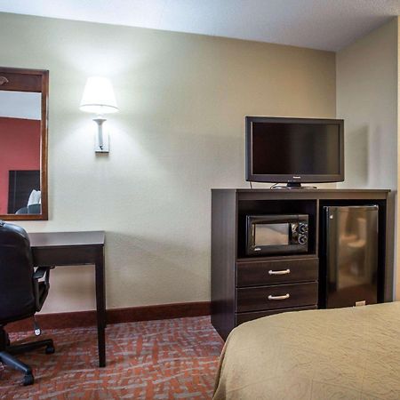 Quality Inn & Suites Monroe Exterior foto