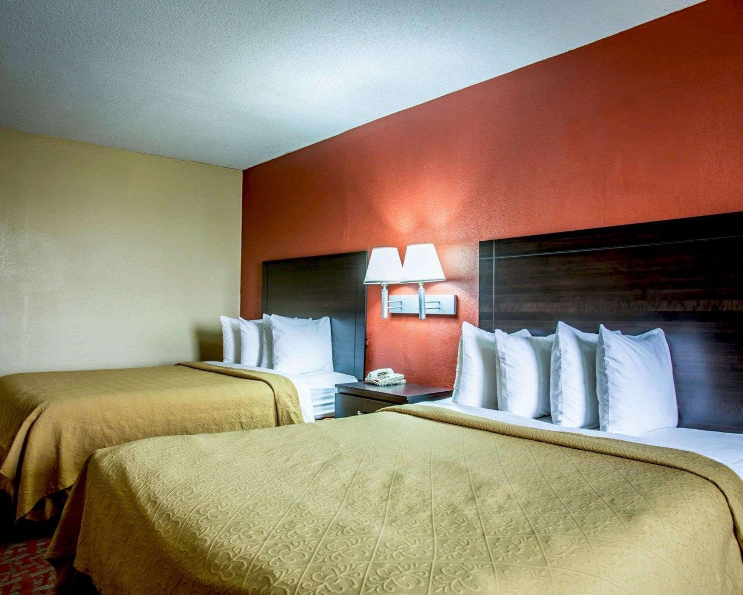 Quality Inn & Suites Monroe Exterior foto